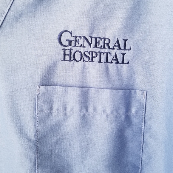 General Hospital Daytime Soap Opera Branded Scrub Top 2XL - Picture 1 of 6